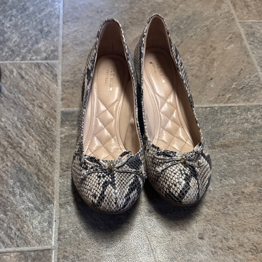 Snakeskin Patterned Women's Loafers